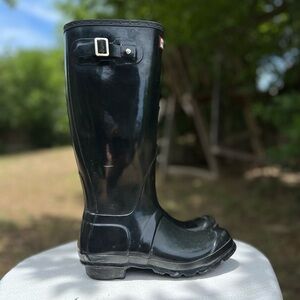 Hunter Tall Black Gloss Rain Boots Woman 7